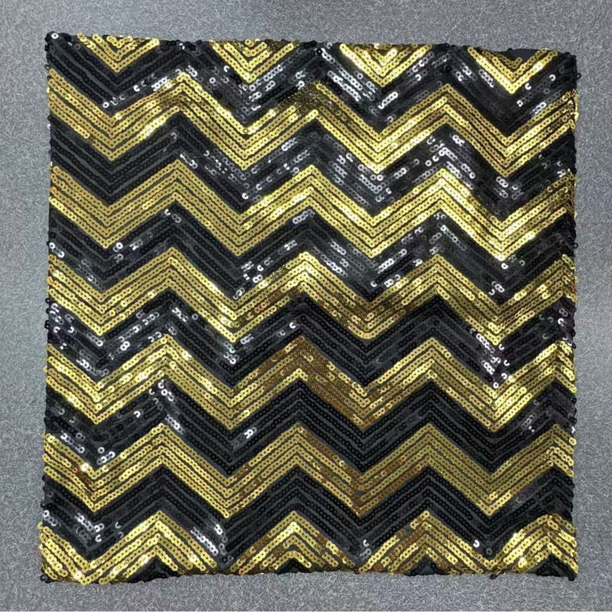 Cushion Cover / Sequins Gold