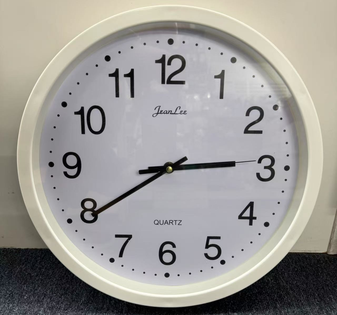 14’’ WALL CLOCK ROUND - NO Tick Tock - White