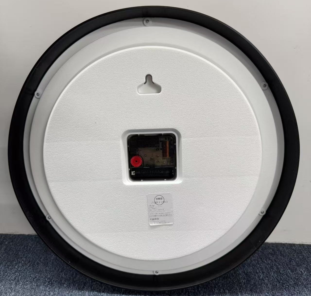 14’’ WALL CLOCK ROUND - NO Tick Tock - Black